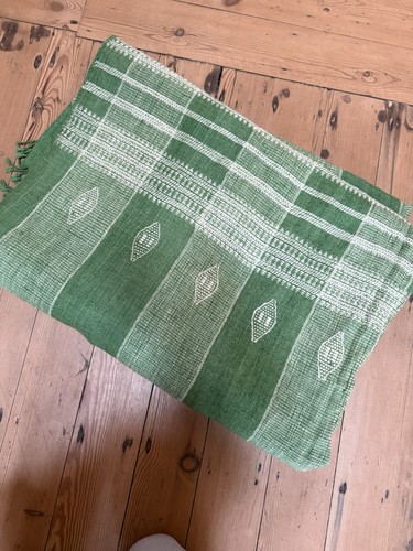 Enormous green woven wool - enormous,